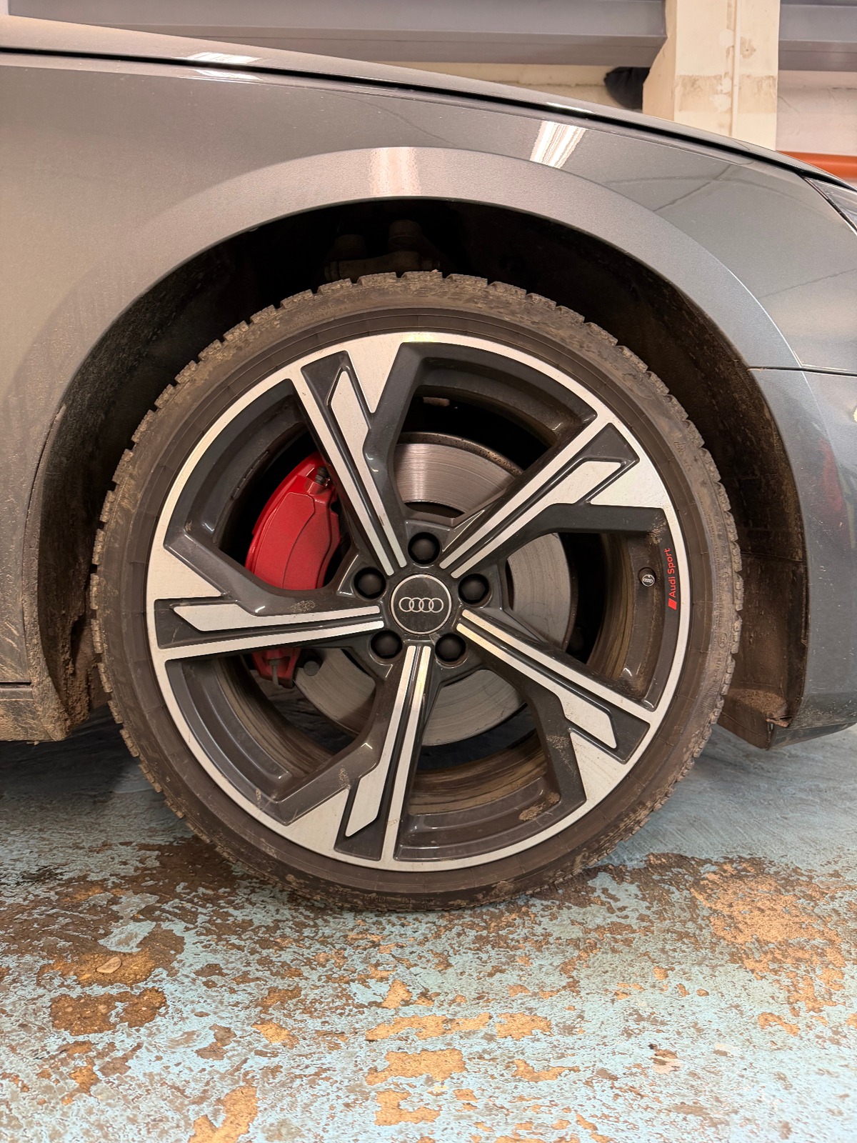 Audi A4 — Základní mytí exteriéru — Před