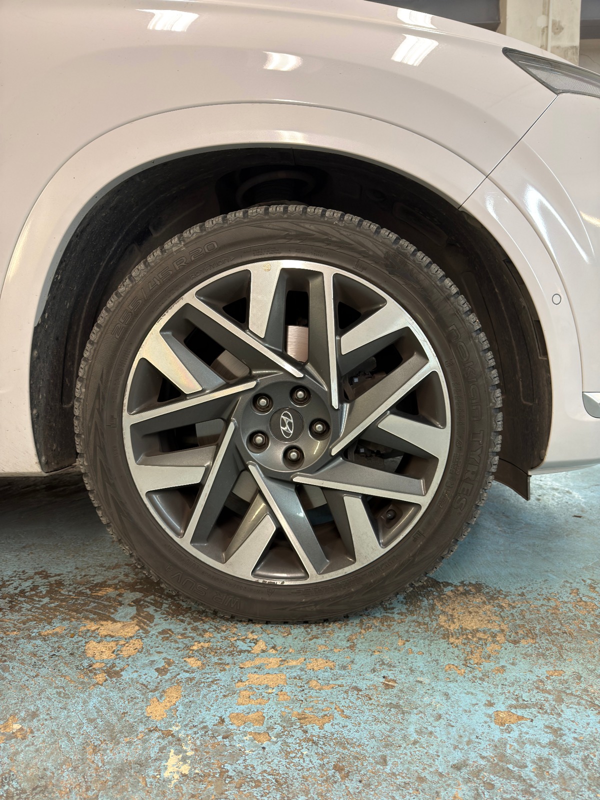 Hyundai Santa Fe — Základní mytí exteriéru — Před